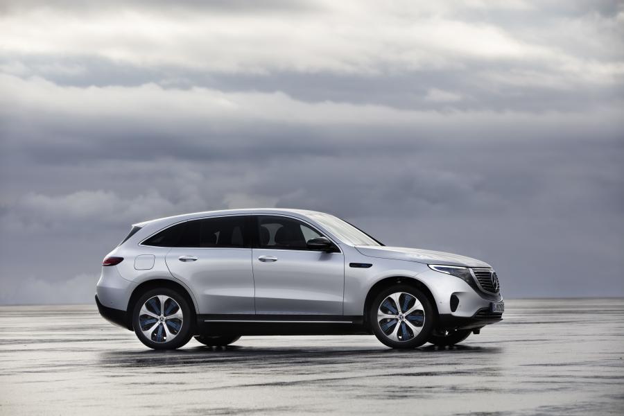  Mercedes-Benz EQC400 4Matic (N293) 2019 года  (WW) (фото 39 из 202)